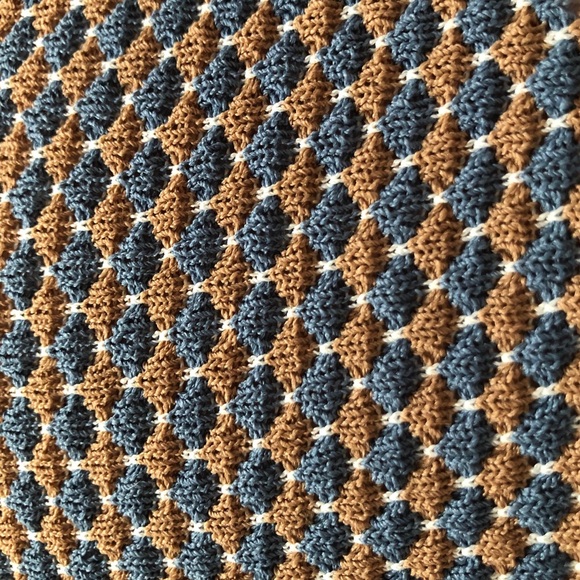 Zara knit long sleeve blue and orange detailing - Picture 4 of 4